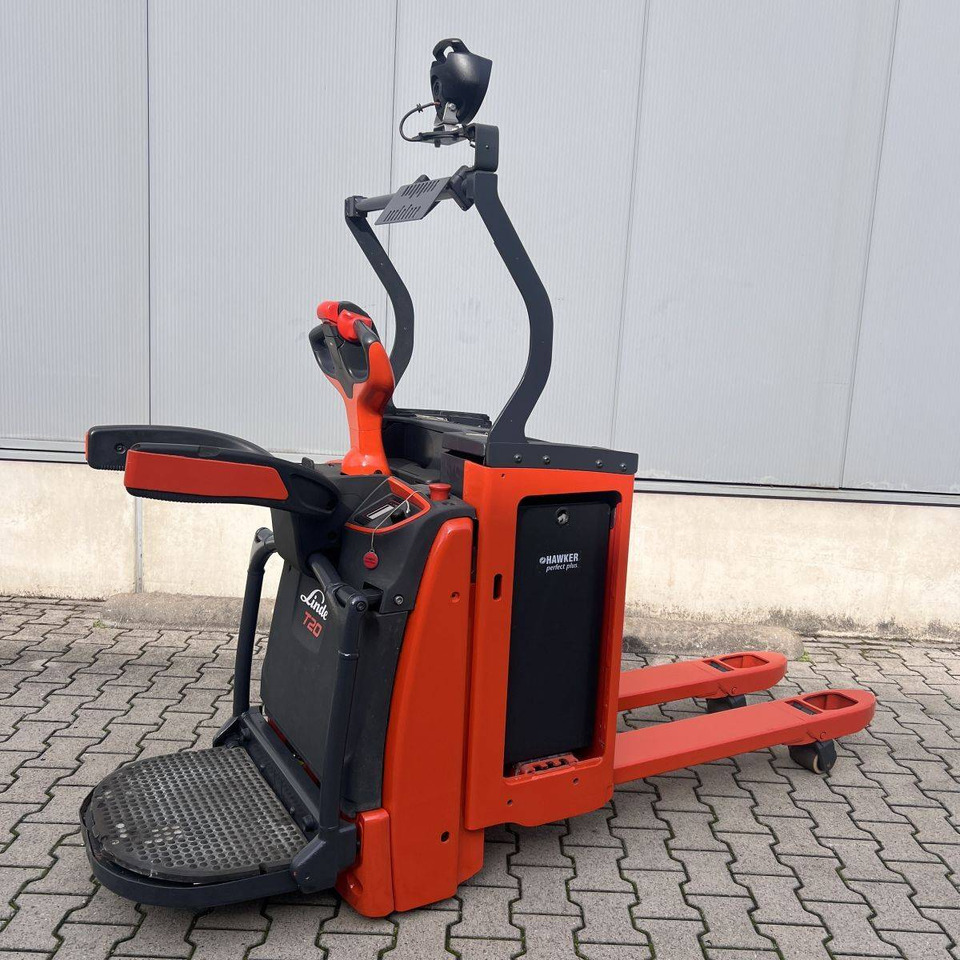Linde T20AP (1153) - Pallet truck: picture 2 Linde T20AP (1153) - Pallet truck: picture 2