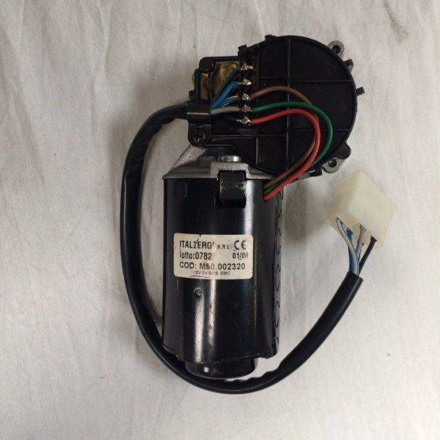 Motor,wiper 12v 2-spd for Caterpillar - Cab and interior for Material handling equipment: picture 1 Motor,wiper 12v 2-spd for Caterpillar - Cab and interior for Material handling equipment: picture 1