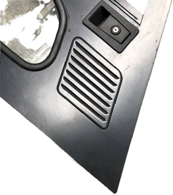 Right door for Linde series 387 - Door and parts for Material handling equipment: picture 3 Right door for Linde series 387 - Door and parts for Material handling equipment: picture 3