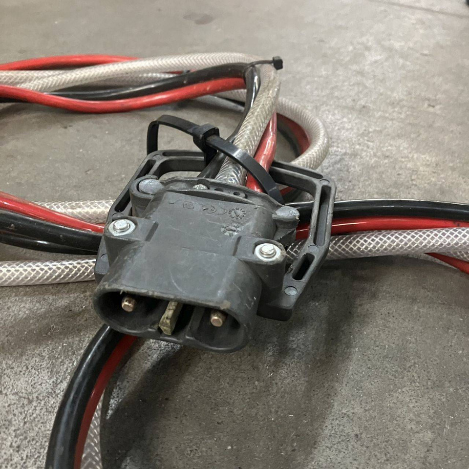 Hoppecke E230 G24/30 B-F14 H0-HF Trak Air - Spare parts for Material handling equipment: picture 4 Hoppecke E230 G24/30 B-F14 H0-HF Trak Air - Spare parts for Material handling equipment: picture 4