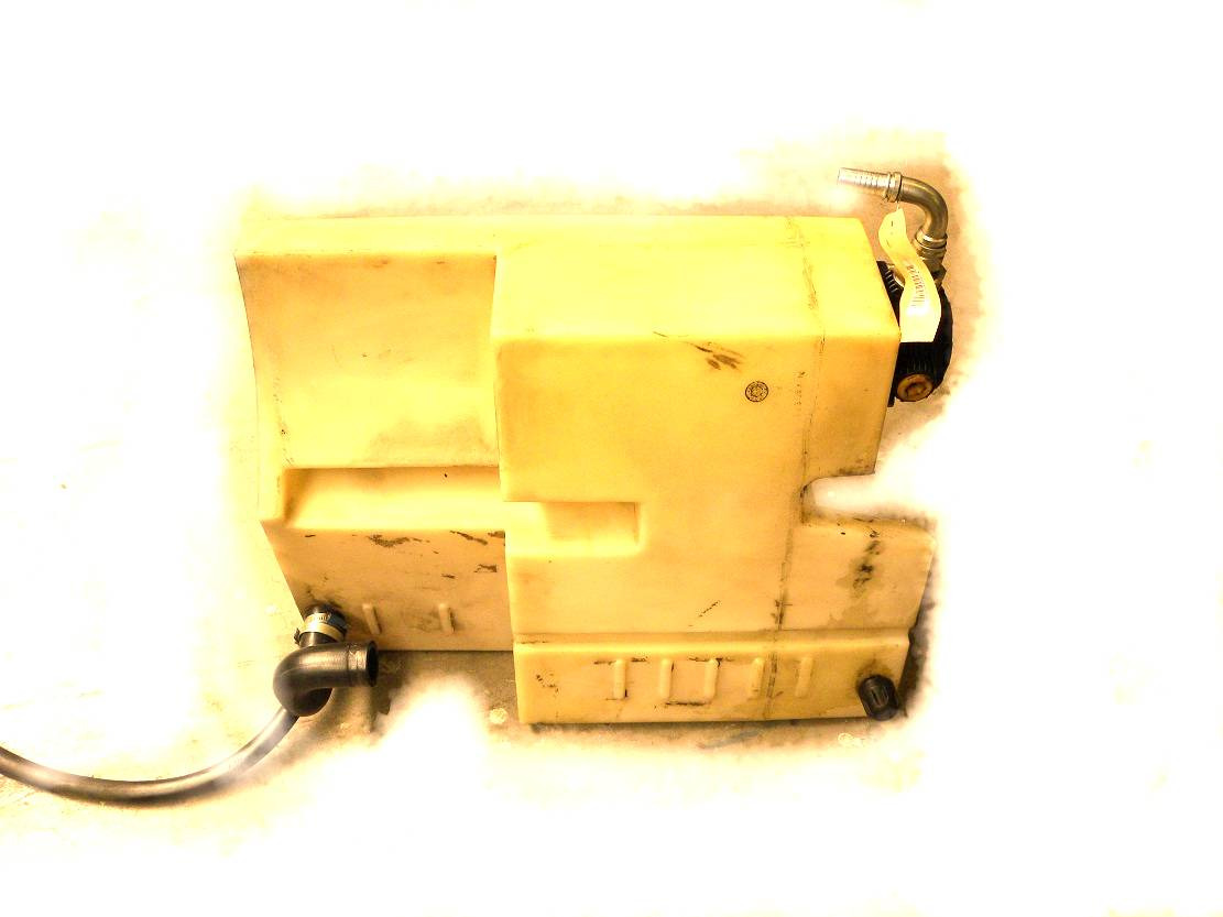 Tank for Caterpillar NR16 N - Spare parts for Material handling equipment: picture 1 Tank for Caterpillar NR16 N - Spare parts for Material handling equipment: picture 1