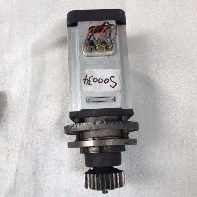 Steering motor for Caterpillar - Steering for Material handling equipment: picture 2 Steering motor for Caterpillar - Steering for Material handling equipment: picture 2