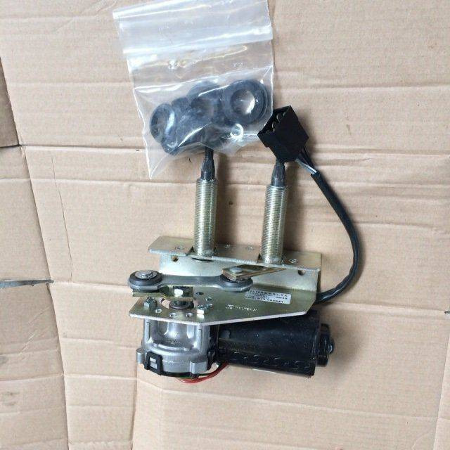 Wiper Motor 99W 12V for Caterpillar / Mitsubishi - Cab and interior for Material handling equipment: picture 2 Wiper Motor 99W 12V for Caterpillar / Mitsubishi - Cab and interior for Material handling equipment: picture 2