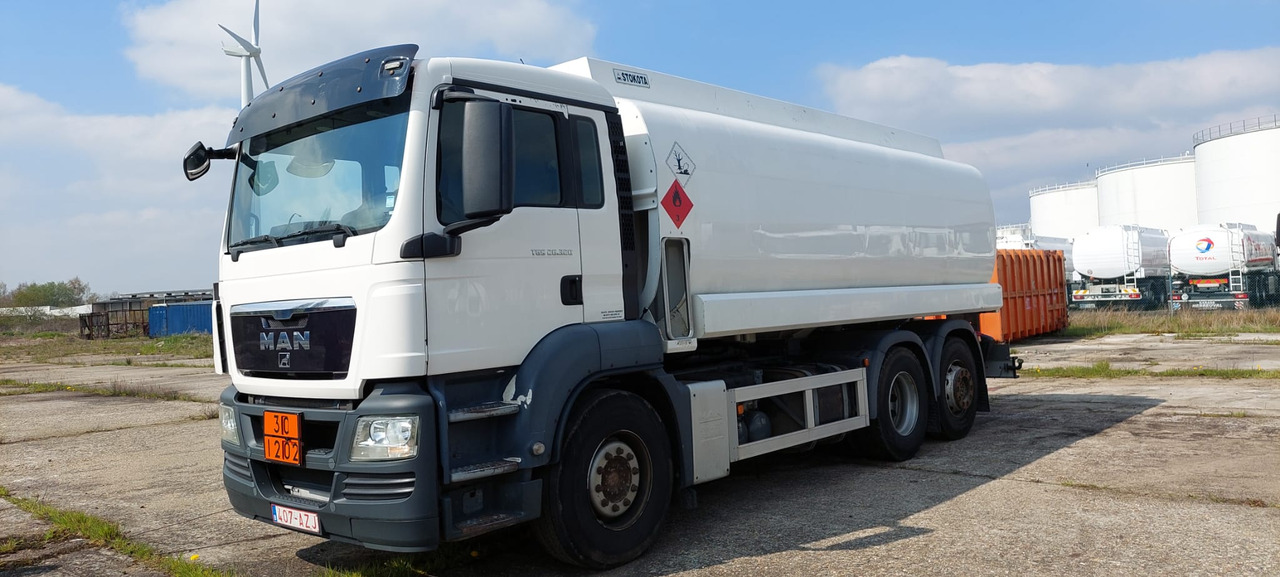 MAN TGS (lot of 4) - Tank truck: picture 1 MAN TGS (lot of 4) - Tank truck: picture 1