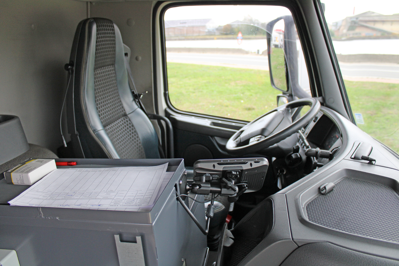 Volvo FM - Tank truck: picture 3 Volvo FM - Tank truck: picture 3