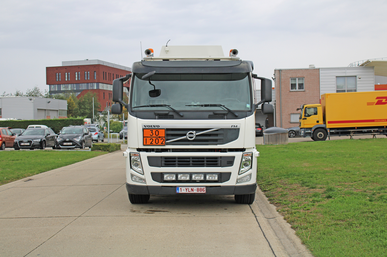 Volvo FM - Tank truck: picture 5 Volvo FM - Tank truck: picture 5