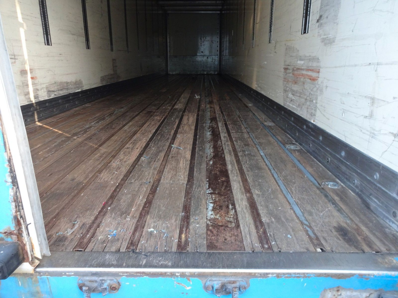 Leasing of  Kel-Berg 3 x Koffer, Doppelstock mit Balken Kel-Berg 3 x Koffer, Doppelstock mit Balken: picture 10