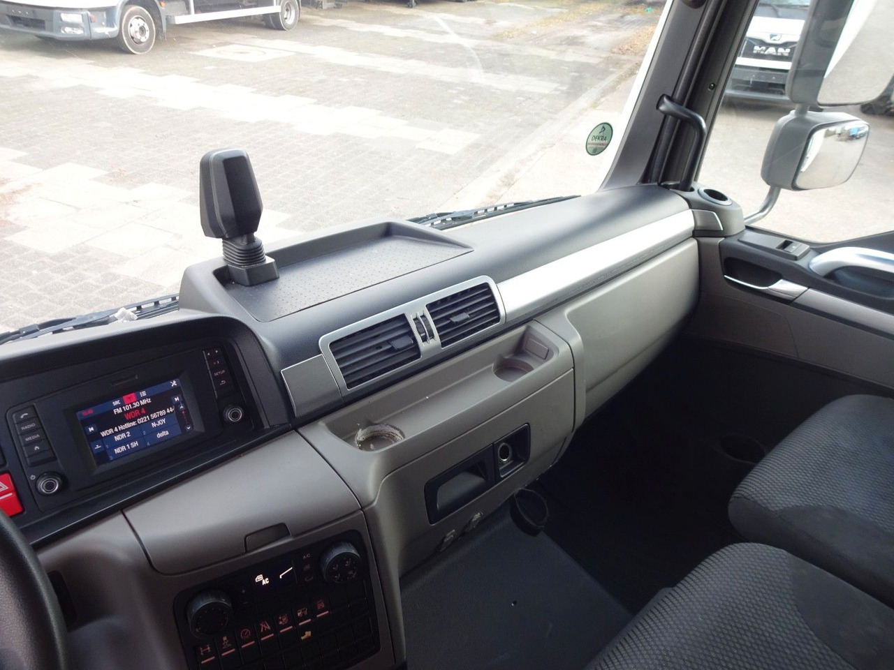 New Box truck MAN TGL 8.190, Koffer, LBW, Klima, Luft. Tempomat: picture 16