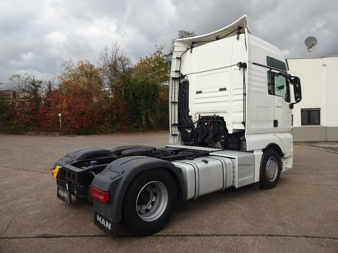 MAN TGX 18.470, XXL, Retarder, ACC, 2 x Tank - Tractor unit: picture 5 MAN TGX 18.470, XXL, Retarder, ACC, 2 x Tank - Tractor unit: picture 5