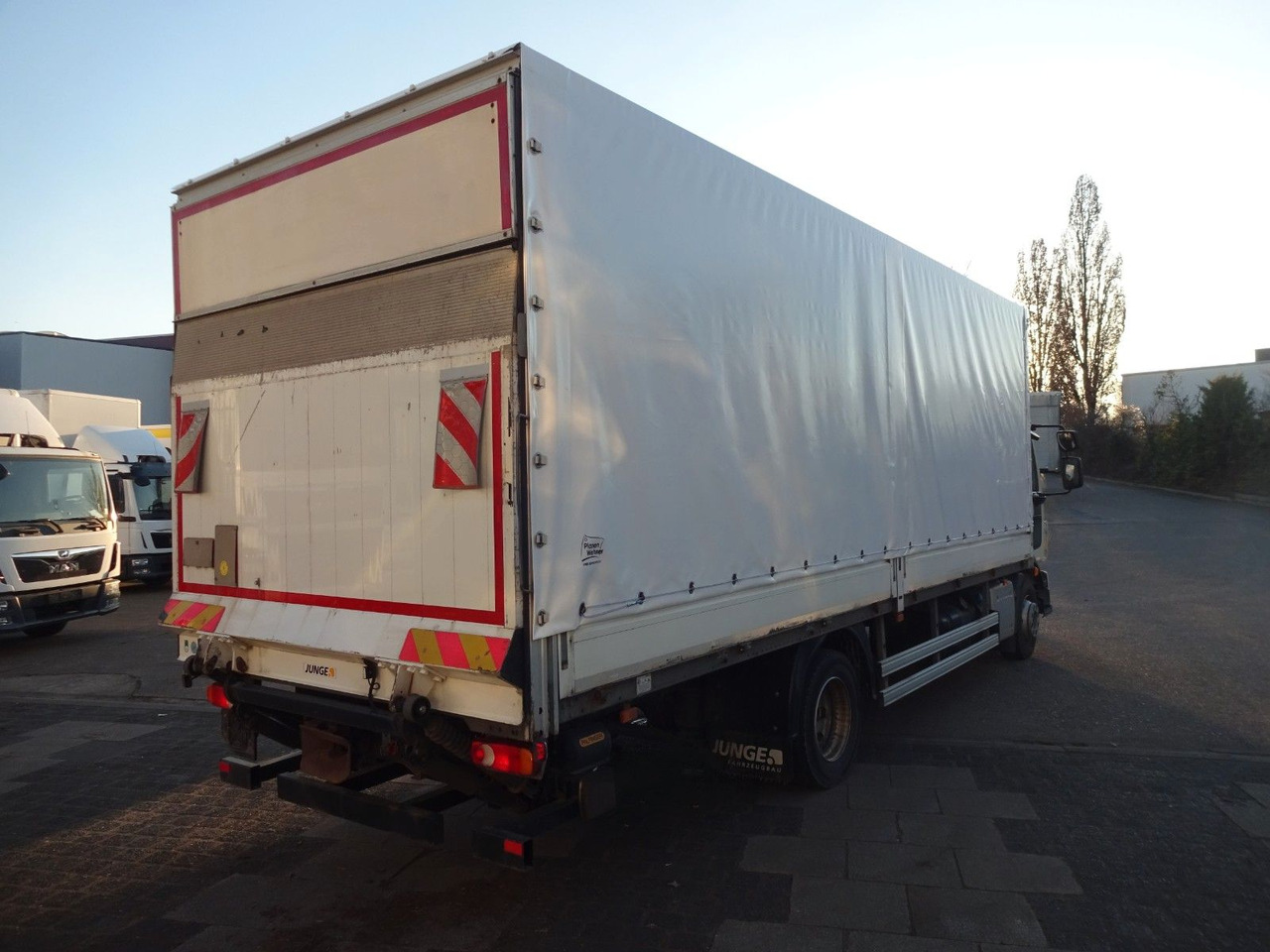 New Curtainsider truck VOLVO FL 245, 14 Tonn, Pr+Pl, LBW, Klima, AHK, ACC: picture 6