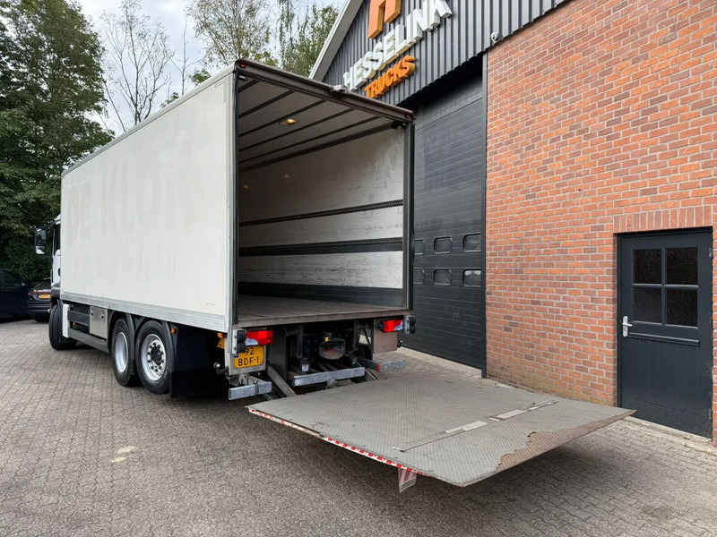 MAN TGS 26.320 EEV Koffer Stuuras AHK 3.000KG LBW 370.859 KM! NL Truck - Box truck: picture 4 MAN TGS 26.320 EEV Koffer Stuuras AHK 3.000KG LBW 370.859 KM! NL Truck - Box truck: picture 4