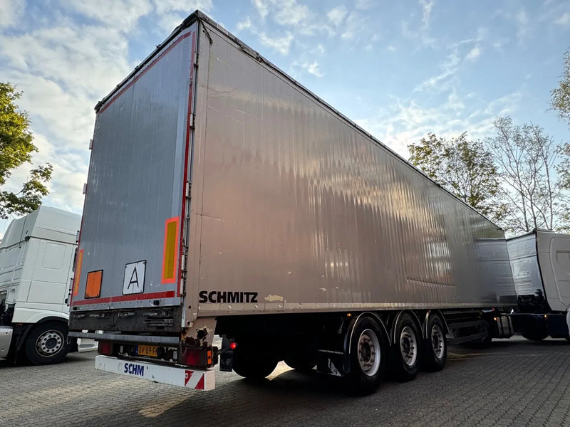 Schmitz Cargobull SGF*S3 92m3 Cargo floor Liftachse - Walking floor semi-trailer: picture 2 Schmitz Cargobull SGF*S3 92m3 Cargo floor Liftachse - Walking floor semi-trailer: picture 2