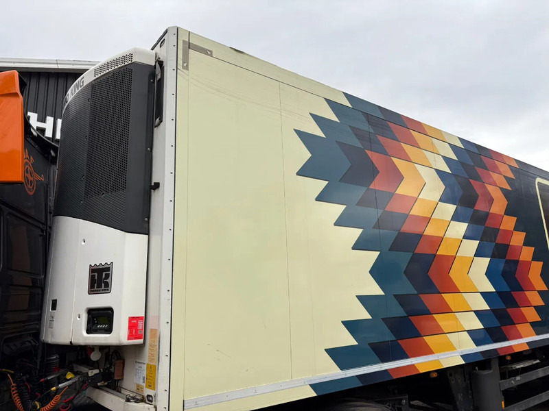 Schmitz Cargobull Thermo King Frigo 2 Compartiments AS-2 Liftas AS-3 Stuuras Dhollandia 2000KG NL Trailer - Isothermal semi-trailer: picture 5 Schmitz Cargobull Thermo King Frigo 2 Compartiments AS-2 Liftas AS-3 Stuuras Dhollandia 2000KG NL Trailer - Isothermal semi-trailer: picture 5