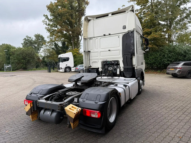 DAF XF 460 SSC Super Space 2x Tank Hefschotel NL Truck - Tractor unit: picture 3 DAF XF 460 SSC Super Space 2x Tank Hefschotel NL Truck - Tractor unit: picture 3