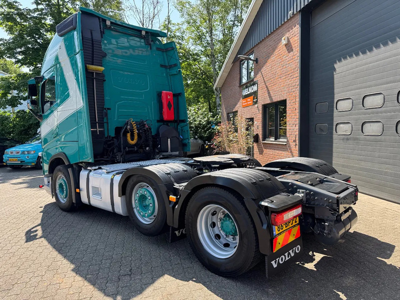 Volvo FH 500 Globetrotter XL ADR! 305.330KM! Gestuurde Voorloopas 2x tank APK 03/2026 - Tractor unit: picture 4 Volvo FH 500 Globetrotter XL ADR! 305.330KM! Gestuurde Voorloopas 2x tank APK 03/2026 - Tractor unit: picture 4