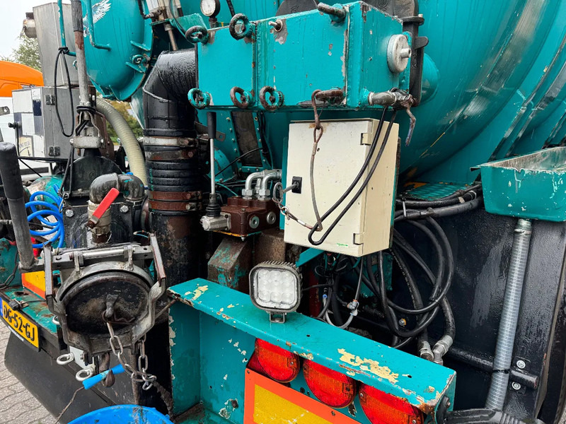 Veenhuis 36m3 RVS Mestoplegger Geijkte weging Nieuwe APK VMA Bemonstering 2x stuuras - Tank semi-trailer: picture 5 Veenhuis 36m3 RVS Mestoplegger Geijkte weging Nieuwe APK VMA Bemonstering 2x stuuras - Tank semi-trailer: picture 5