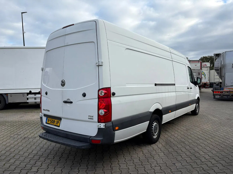Volkswagen Crafter 2.0 TDI L4H2 - Panel van: picture 3 Volkswagen Crafter 2.0 TDI L4H2 - Panel van: picture 3