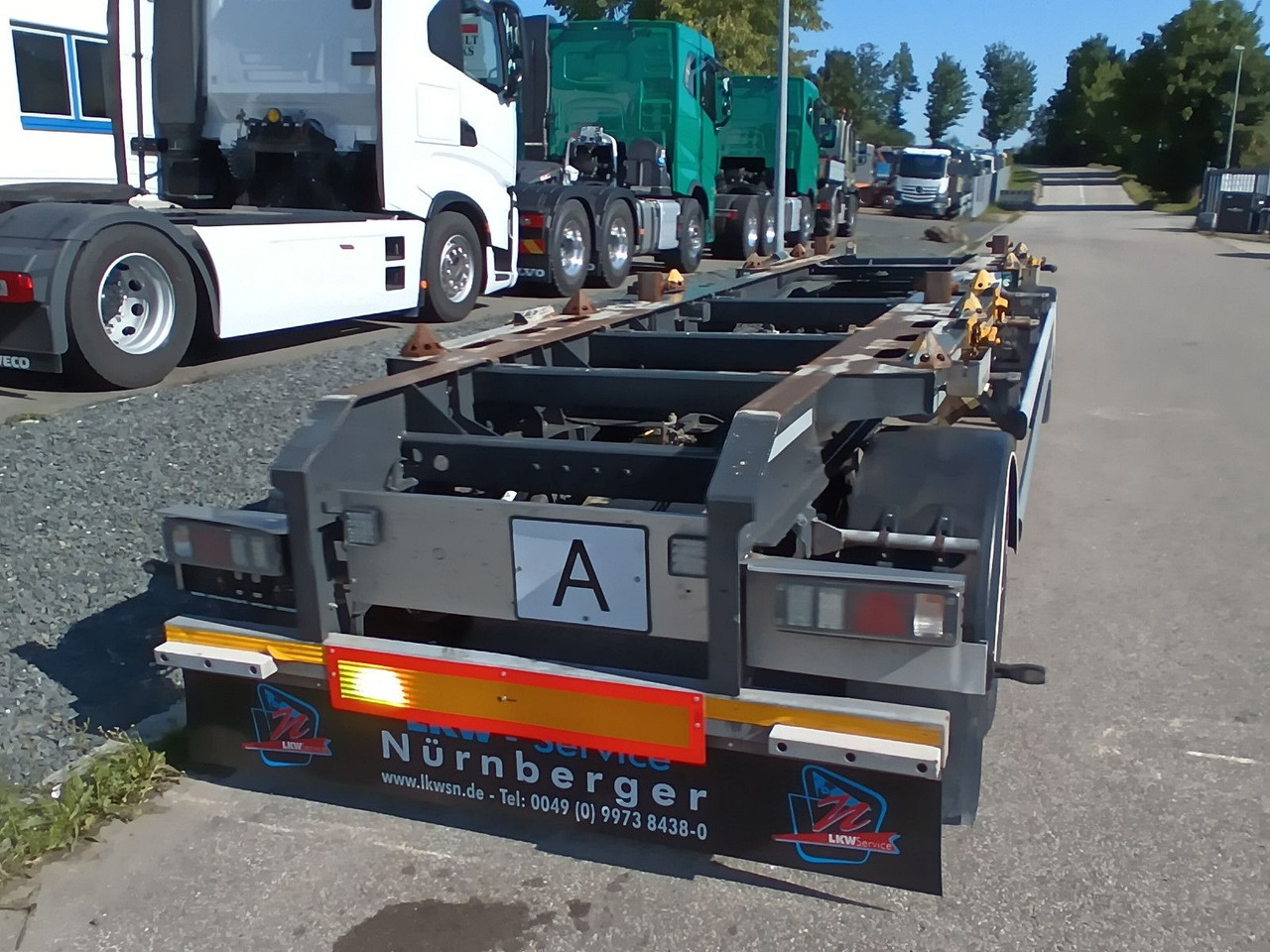 Hüffermann 2-A VARIO-CARRIER VERZINKT SAFETYFIX Reifen/TÜV - Roll-off/ Skip trailer: picture 2 Hüffermann 2-A VARIO-CARRIER VERZINKT SAFETYFIX Reifen/TÜV - Roll-off/ Skip trailer: picture 2