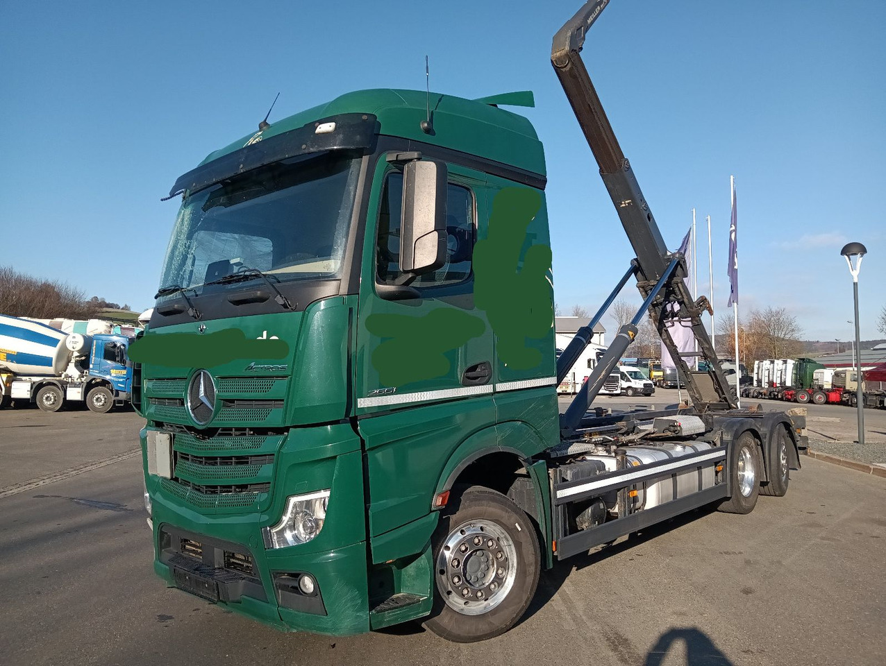 Mercedes-Benz ACTROS 2651 MP5 6x2 MEILLER RETARDER LENKACHS - Hook lift truck: picture 2 Mercedes-Benz ACTROS 2651 MP5 6x2 MEILLER RETARDER LENKACHS - Hook lift truck: picture 2