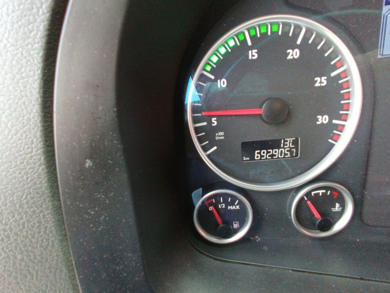 Tractor unit MAN TGX 18:440 BLS INTARDER Vollspoiler Reifen70-90% MAN TGX 18:440 BLS INTARDER Vollspoiler Reifen70-90%: picture 11 Tractor unit MAN TGX 18:440 BLS INTARDER Vollspoiler Reifen70-90% MAN TGX 18:440 BLS INTARDER Vollspoiler Reifen70-90%: picture 11