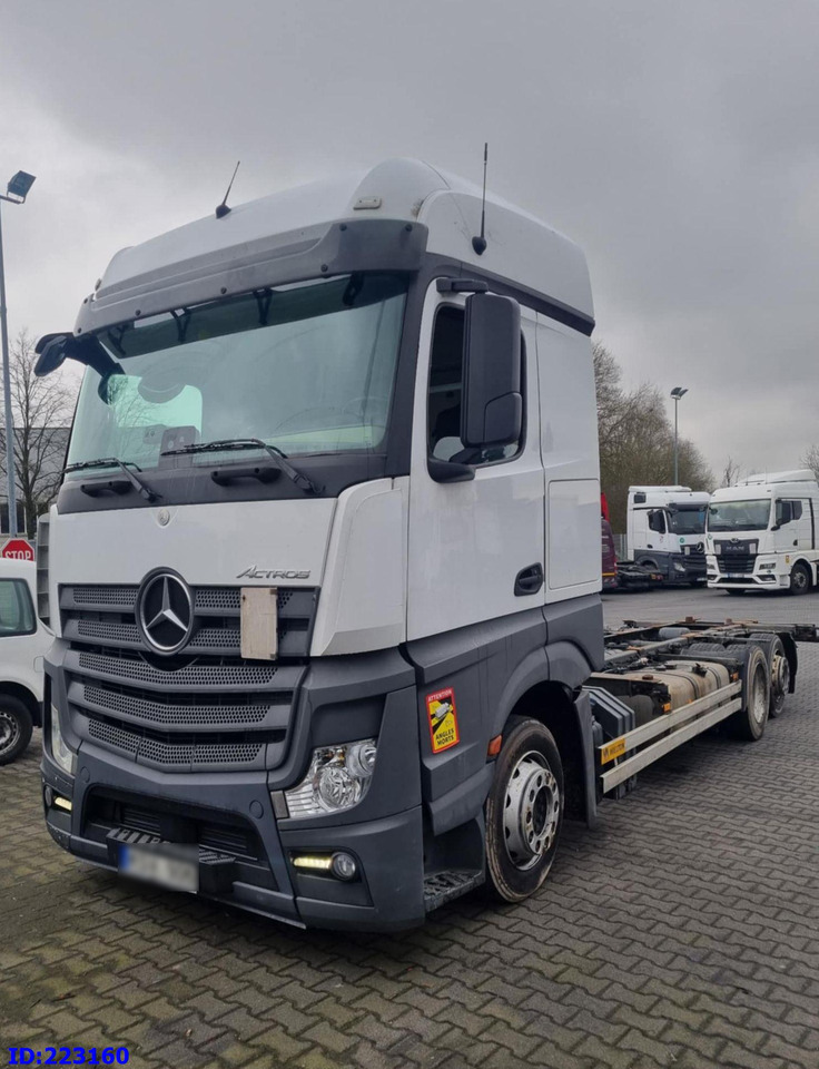 MERCEDES-BENZ Actros 2542 BDF Euro6 - Cab chassis truck: picture 1 MERCEDES-BENZ Actros 2542 BDF Euro6 - Cab chassis truck: picture 1