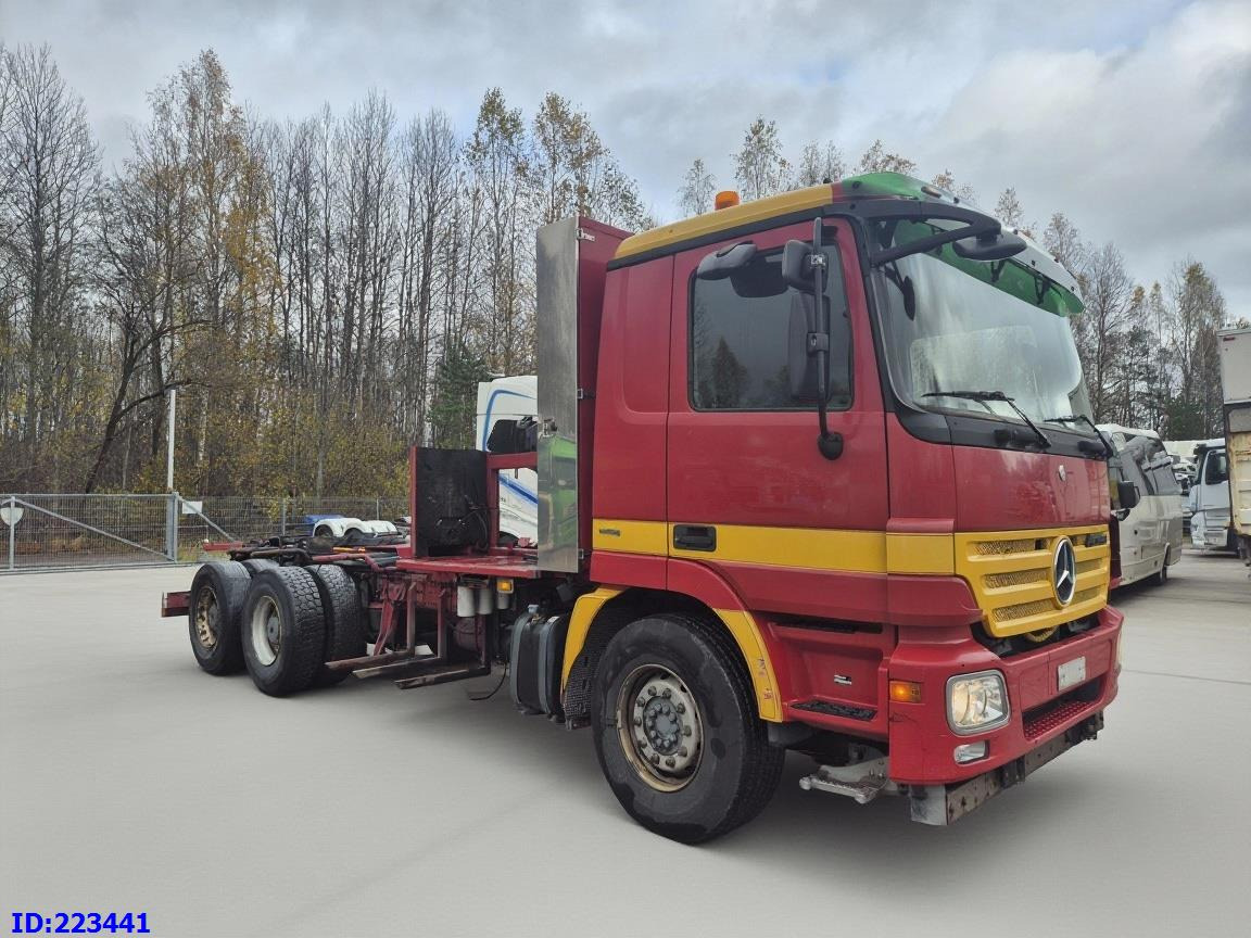 MERCEDES-BENZ Actros 2636 6X4 (3pedals) - Cab chassis truck: picture 4 MERCEDES-BENZ Actros 2636 6X4 (3pedals) - Cab chassis truck: picture 4