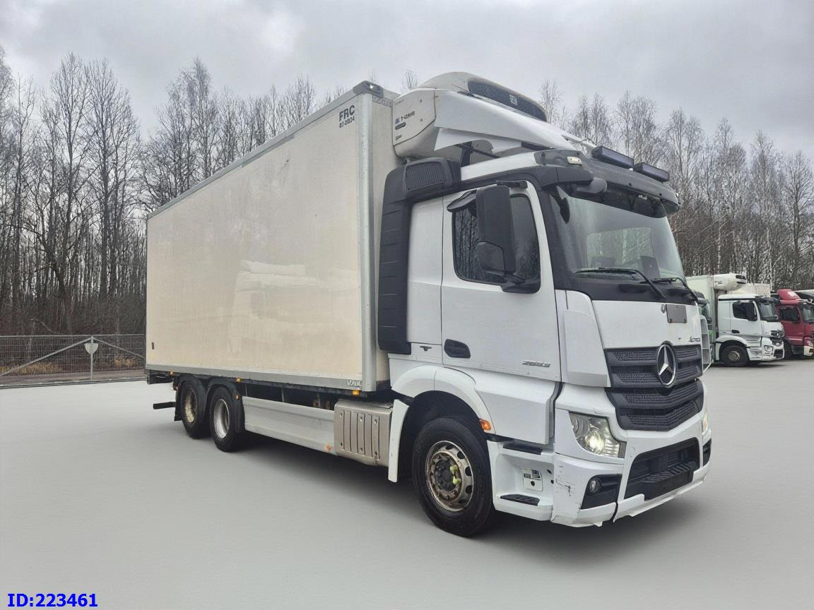MERCEDES-BENZ Actros 2653 Thermoking 10 wheel - Refrigerator truck: picture 4 MERCEDES-BENZ Actros 2653 Thermoking 10 wheel - Refrigerator truck: picture 4
