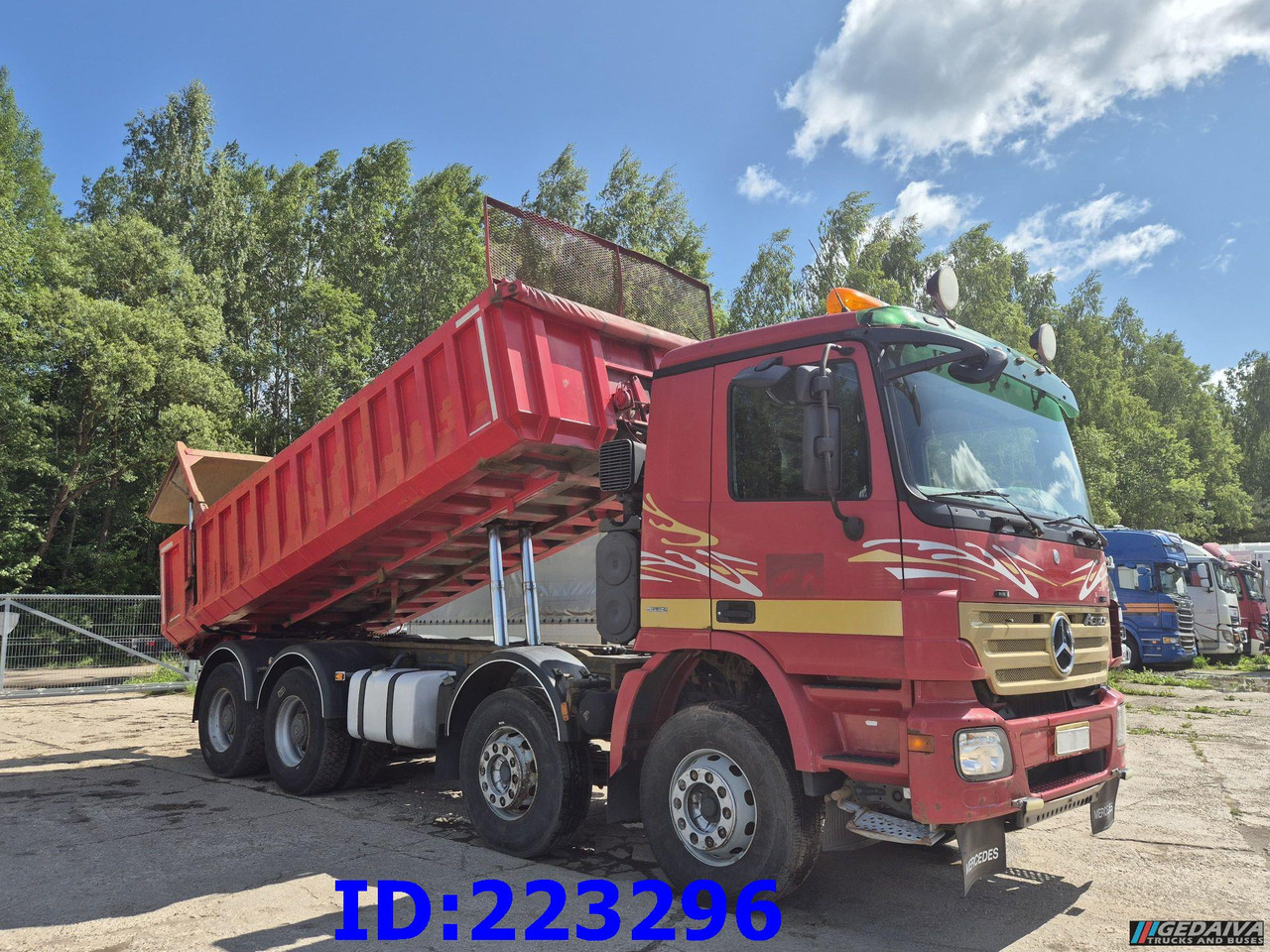 MERCEDES-BENZ Actros 3244 8x4 Big axle Euro5 - Tipper: picture 4 MERCEDES-BENZ Actros 3244 8x4 Big axle Euro5 - Tipper: picture 4