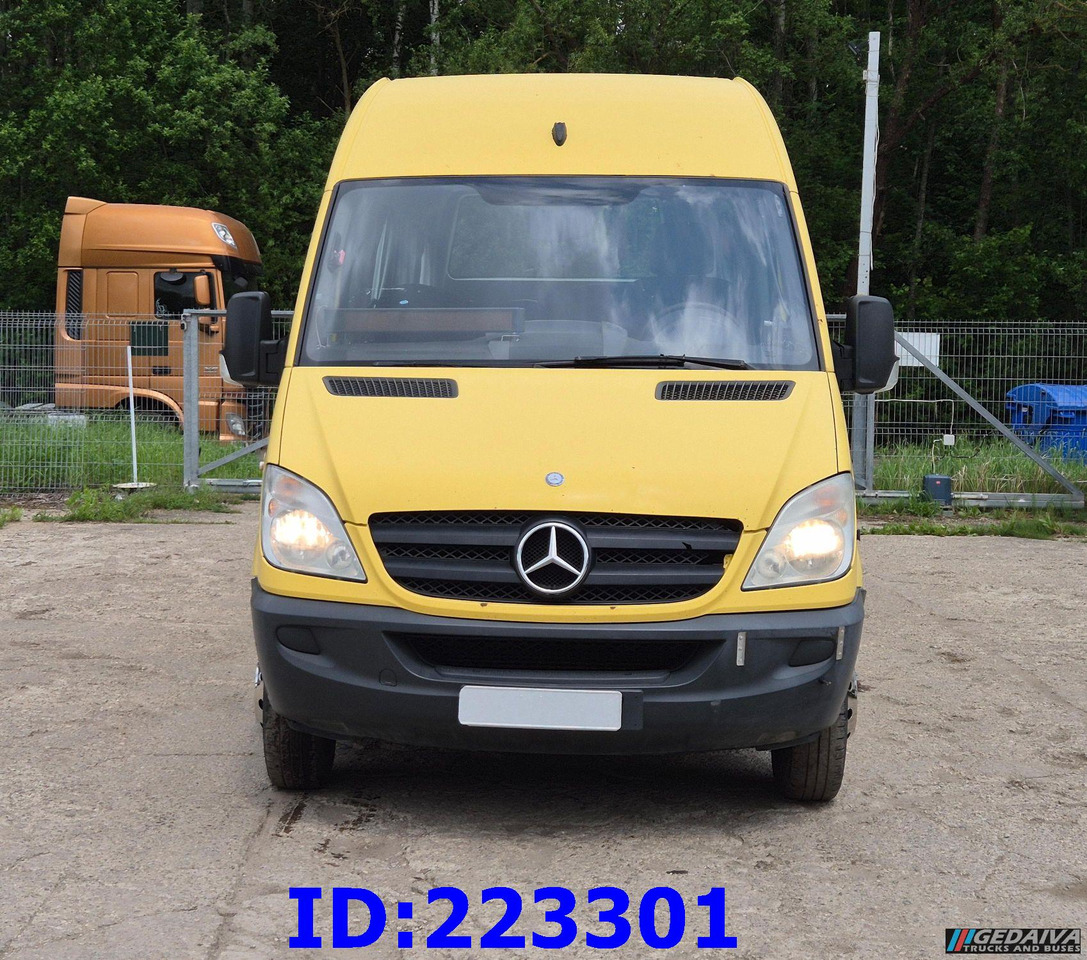 MERCEDES-BENZ Sprinter 515 TRANSFER 23 PLACES - Coach: picture 2 MERCEDES-BENZ Sprinter 515 TRANSFER 23 PLACES - Coach: picture 2