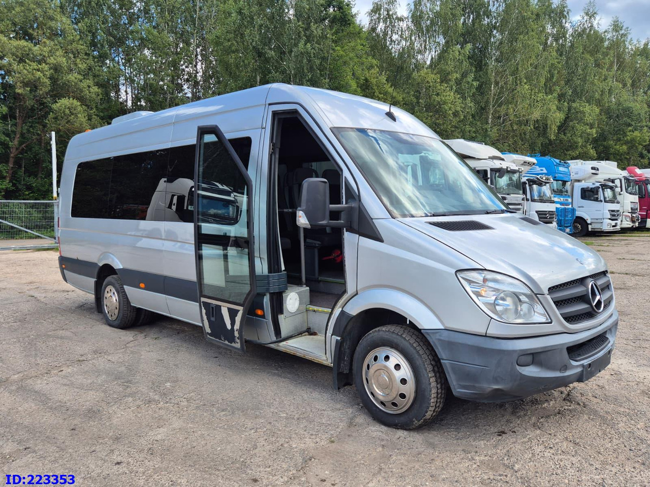 MERCEDES-BENZ Sprinter 518 - 23 Seater - Minibus, Passenger van: picture 4 MERCEDES-BENZ Sprinter 518 - 23 Seater - Minibus, Passenger van: picture 4