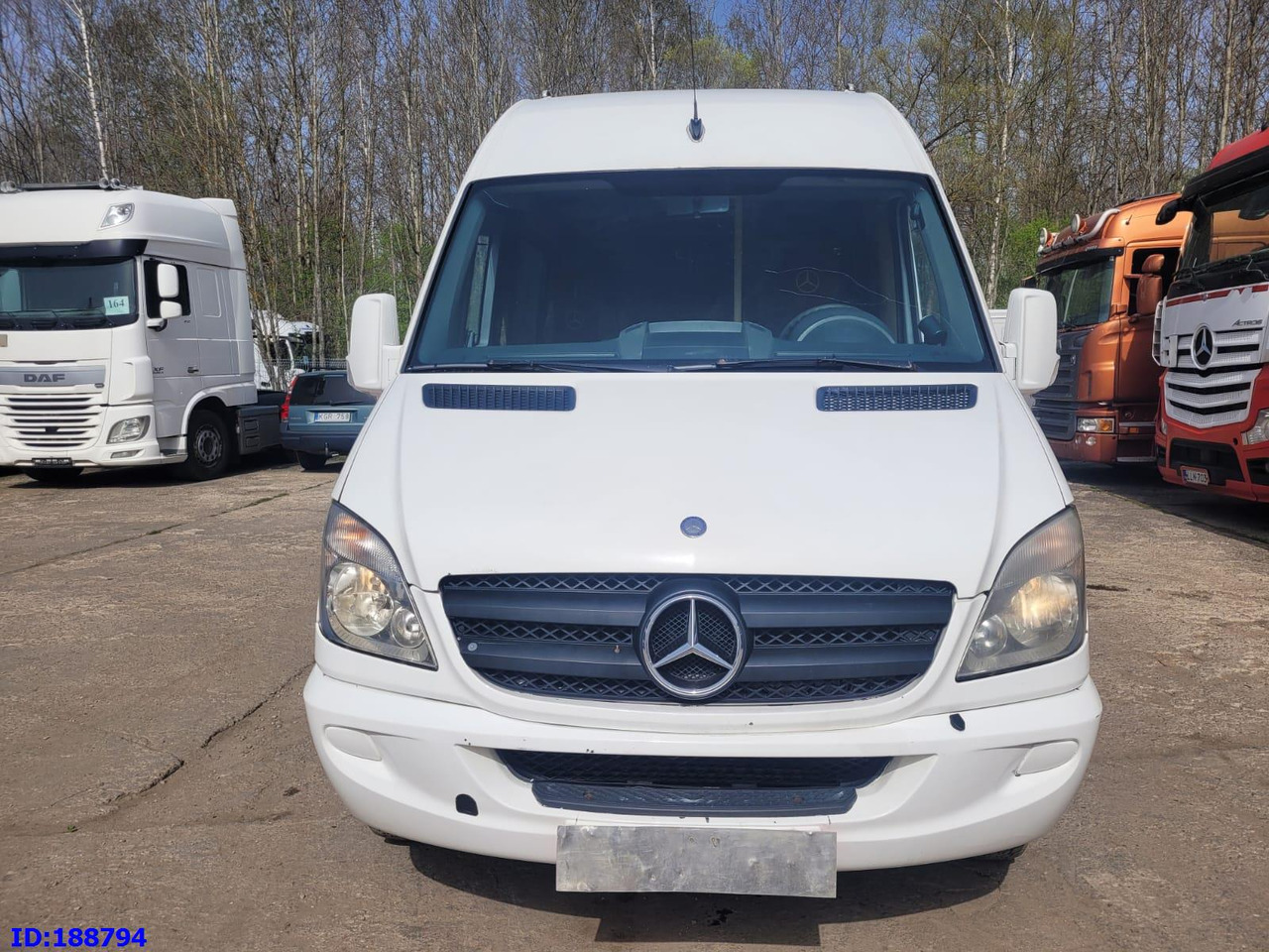MERCEDES-BENZ Sprinter 518 - Kasten VIP - 20 Seater - Minibus, Passenger van: picture 2 MERCEDES-BENZ Sprinter 518 - Kasten VIP - 20 Seater - Minibus, Passenger van: picture 2