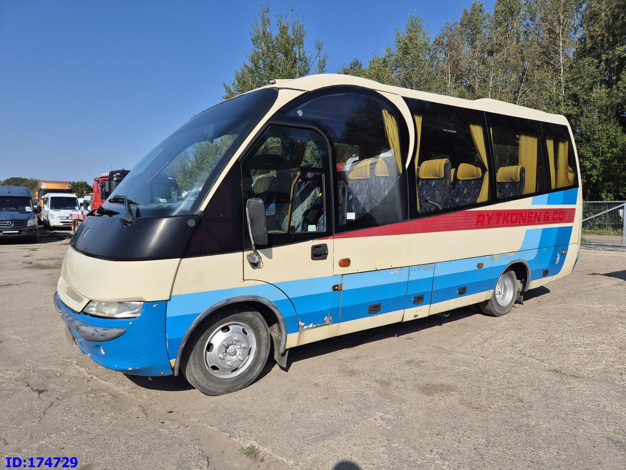 MERCEDES-BENZ Vario 815 26-Seater - Coach: picture 1 MERCEDES-BENZ Vario 815 26-Seater - Coach: picture 1