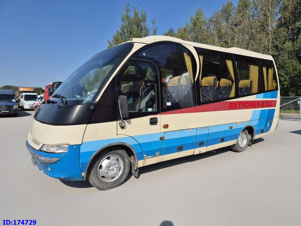 MERCEDES-BENZ Vario 815 26-Seater - Minibus, Coach: picture 1 MERCEDES-BENZ Vario 815 26-Seater - Minibus, Coach: picture 1