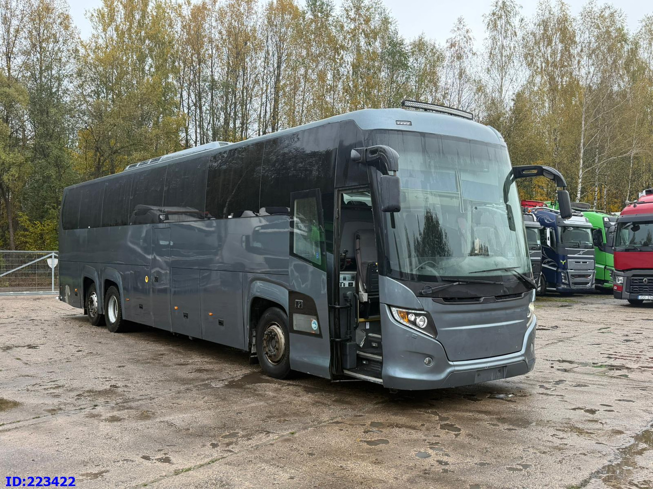 SCANIA Touring HD Higer 53+2 Euro5 - Coach: picture 4 SCANIA Touring HD Higer 53+2 Euro5 - Coach: picture 4