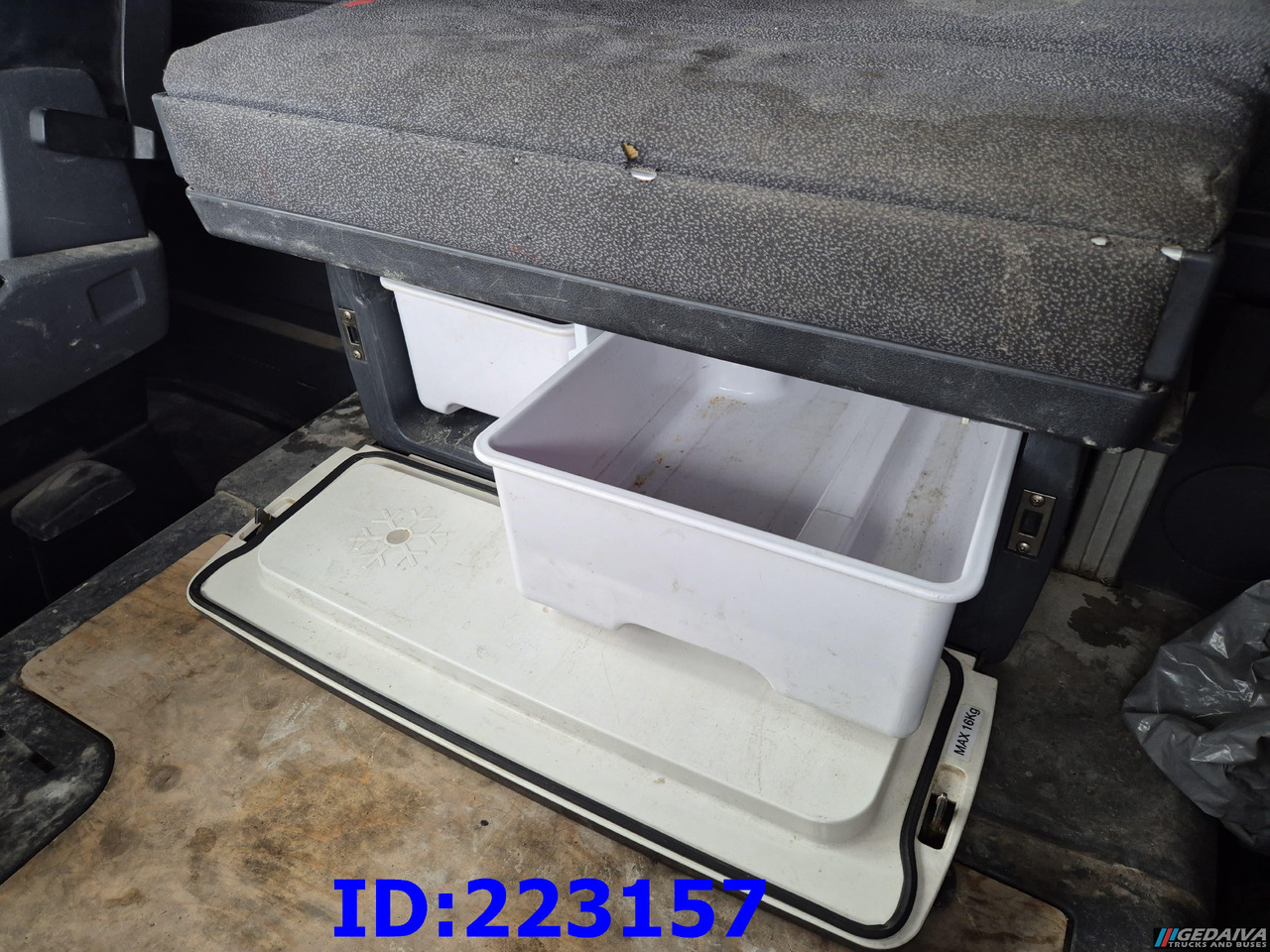Tractor unit SCANIA R470 - Hydraulics- Manual: picture 18