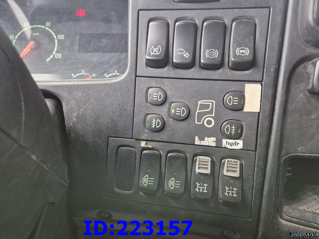 Tractor unit SCANIA R470 - Hydraulics- Manual: picture 11