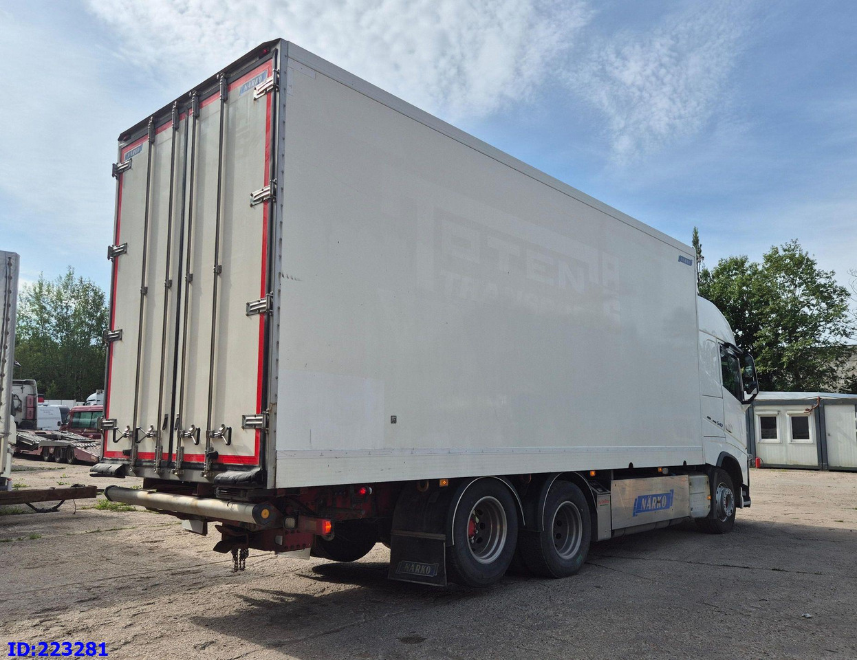 VOLVO FH13 540HP 6x2 (10 tyre) Euro6 - Isothermal truck: picture 5 VOLVO FH13 540HP 6x2 (10 tyre) Euro6 - Isothermal truck: picture 5