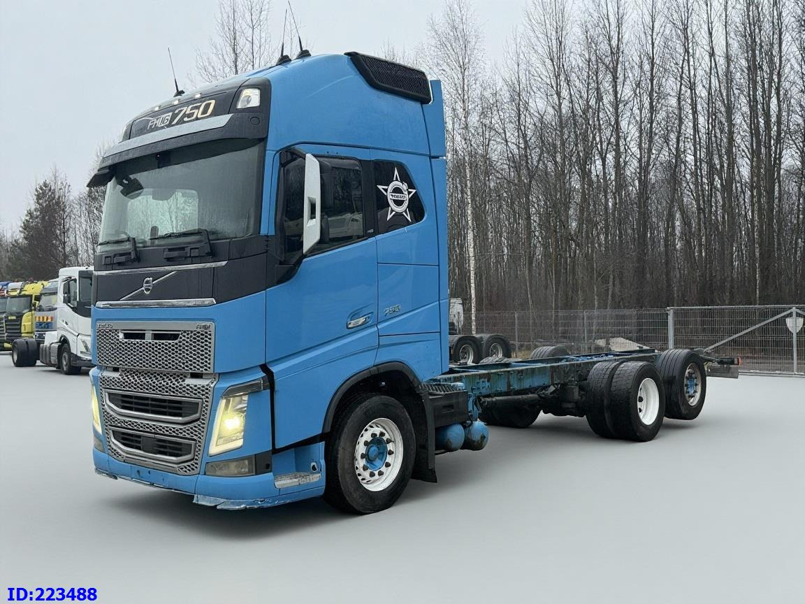 VOLVO FH16 750HP 6x2 - Cab chassis truck: picture 1 VOLVO FH16 750HP 6x2 - Cab chassis truck: picture 1