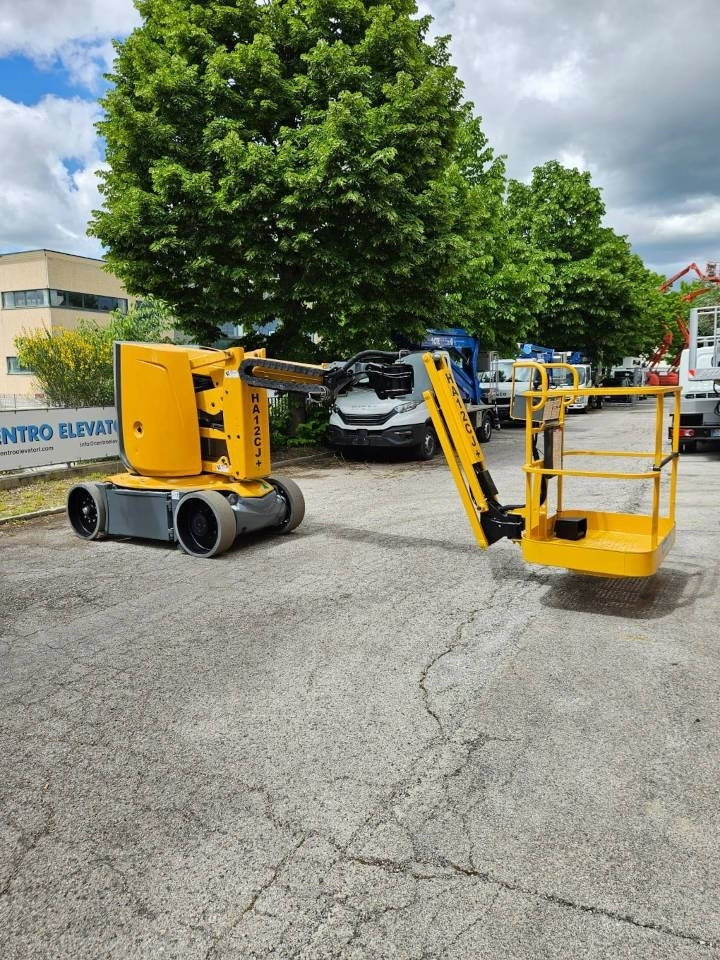 Haulotte HA 12 CJ+ - Articulated boom: picture 1 Haulotte HA 12 CJ+ - Articulated boom: picture 1