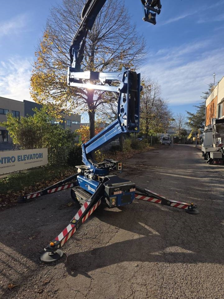 Hinowa Lightlift 17.75 III S - Aerial platform: picture 2 Hinowa Lightlift 17.75 III S - Aerial platform: picture 2