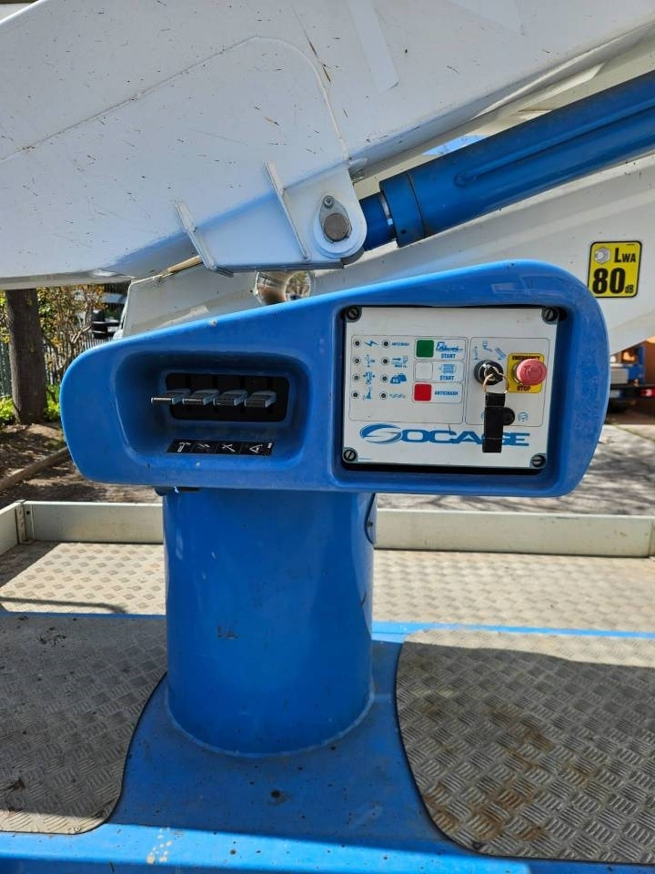 Truck mounted aerial platform Socage DA 320: picture 9