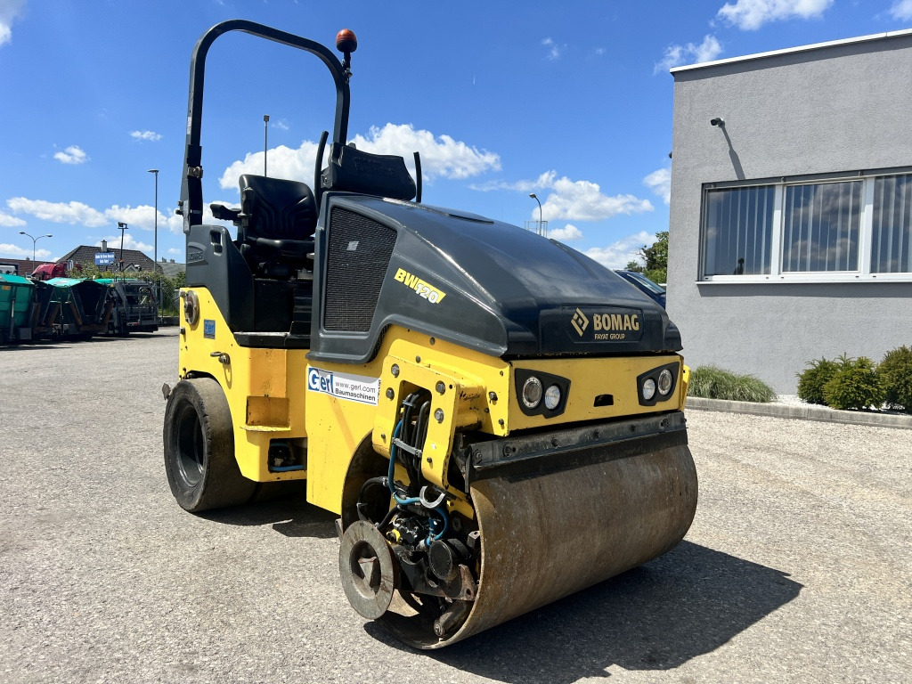 Bomag BW 120 AC-5 (111592) - Combination roller: picture 5 Bomag BW 120 AC-5 (111592) - Combination roller: picture 5