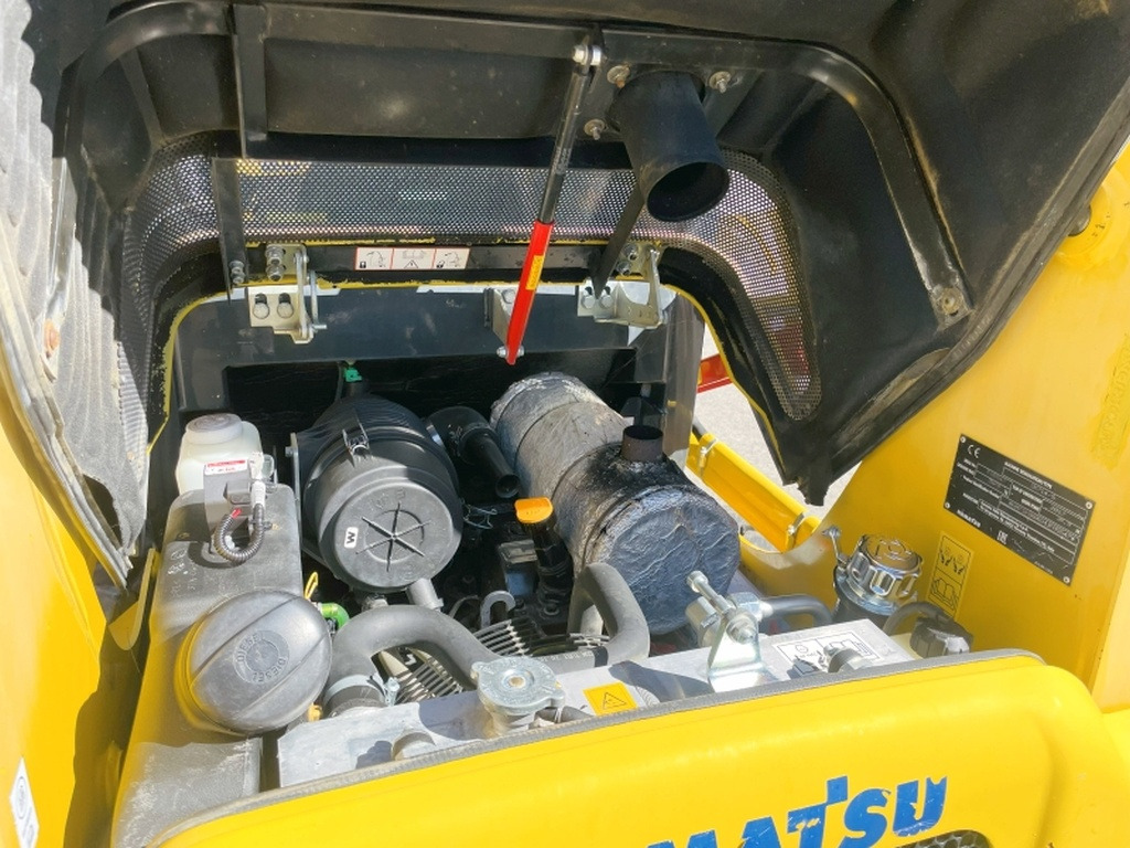 Skid steer loader Komatsu SK714-5 (4066): picture 8 Skid steer loader Komatsu SK714-5 (4066): picture 8