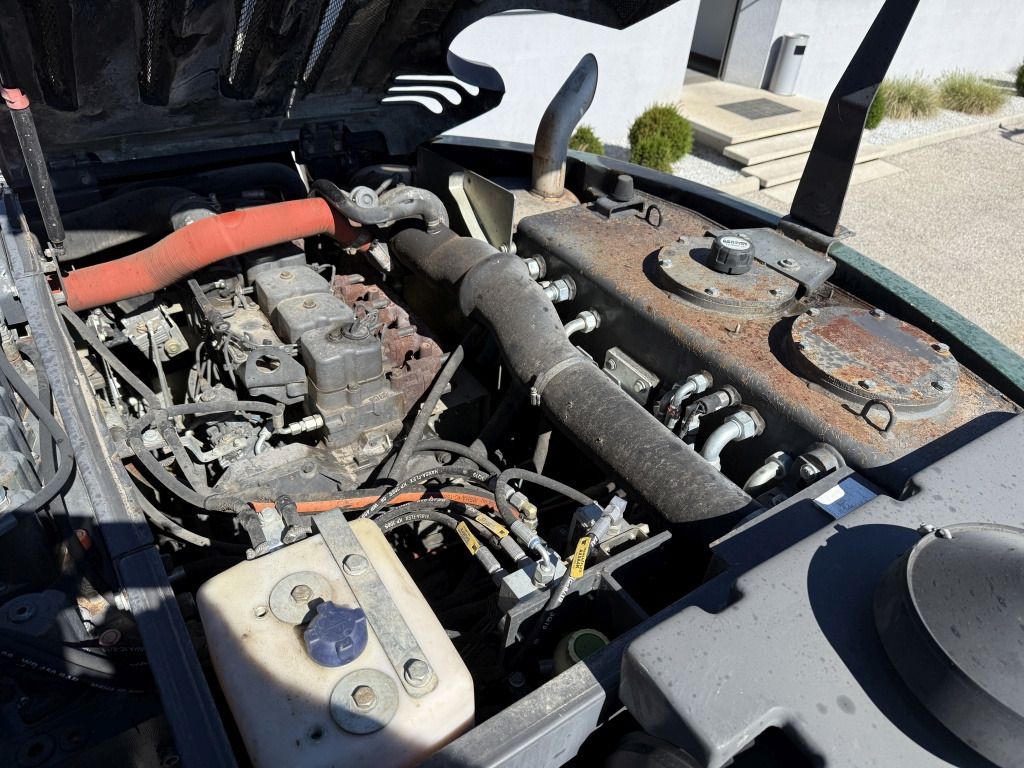 New Wheel excavator New Holland MH-Plus (111695): picture 13