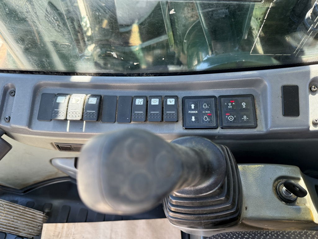 New Wheel excavator New Holland MH-Plus (111695): picture 12