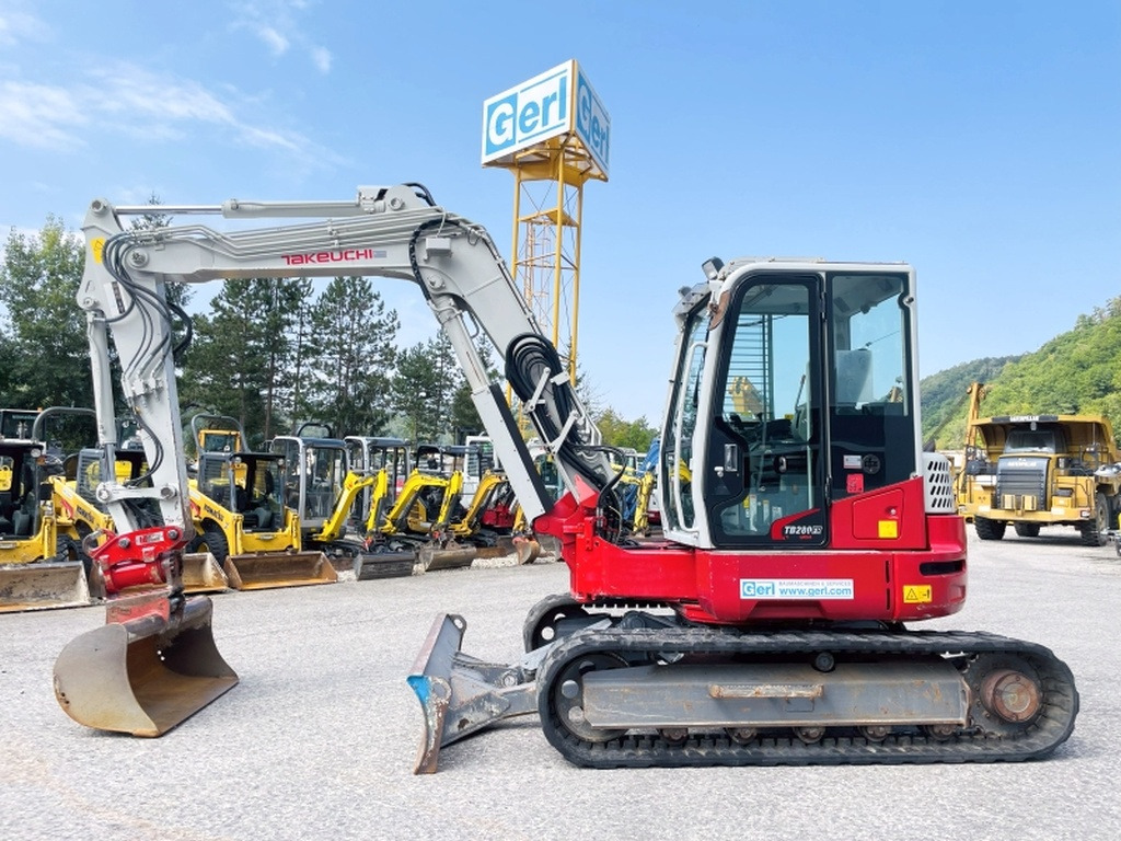 Takeuchi TB280FR (4051) - Mini excavator: picture 1 Takeuchi TB280FR (4051) - Mini excavator: picture 1