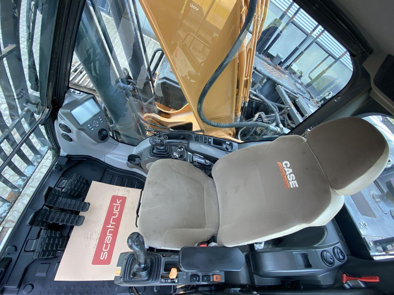 Case CX300D - Crawler excavator: picture 3 Case CX300D - Crawler excavator: picture 3