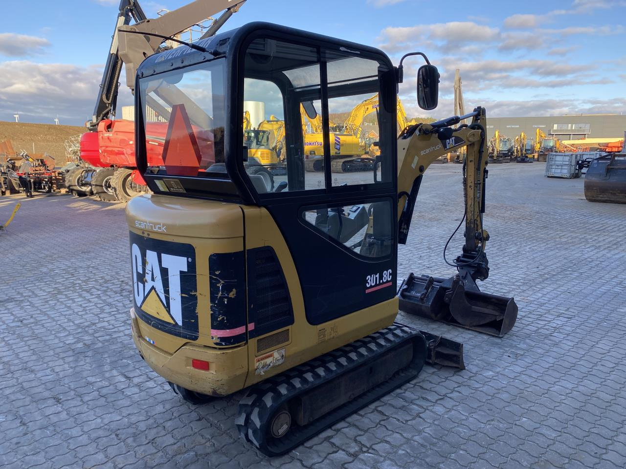 Caterpillar 301.8C - Mini excavator: picture 4 Caterpillar 301.8C - Mini excavator: picture 4