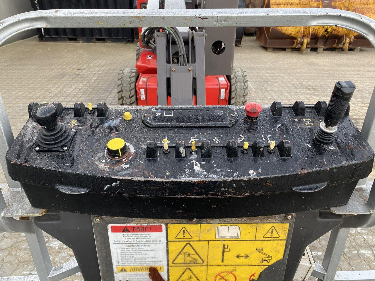 JLG E450AJ - Articulated boom: picture 3 JLG E450AJ - Articulated boom: picture 3