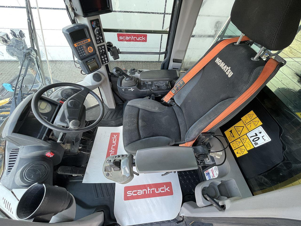 Komatsu WA475-10EO - Wheel loader: picture 3 Komatsu WA475-10EO - Wheel loader: picture 3